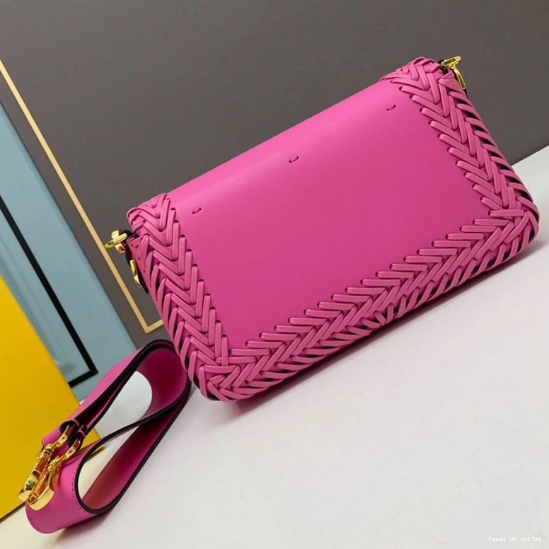 Affordable HOT Fendi Rose Stitching In Medium Baguette Leather Bag 0711